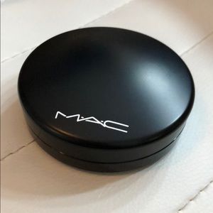 AUTH* MAC Mineralize Skinfinish
